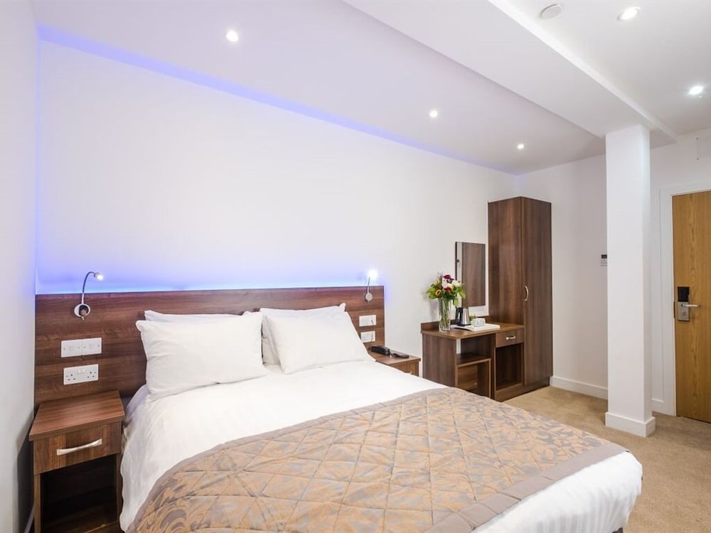 Фото Signature London