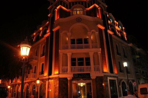 Гостиница Batumi World Palace в Батуми