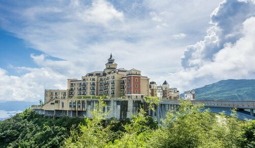 Cai Yue Hotel