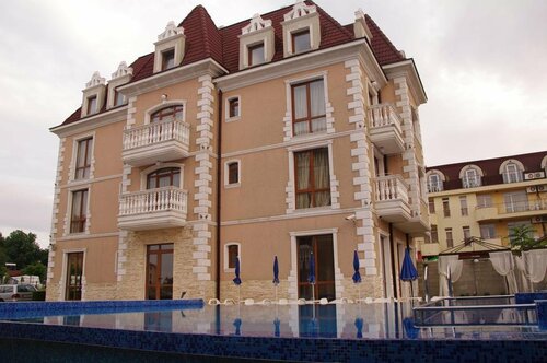 Гостиница Hotel Aristokrat в Бяле