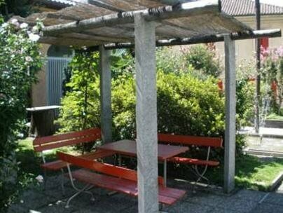 Хостел Ostello Montebello - Bellinzona Youth Hostel в Беллинцоне