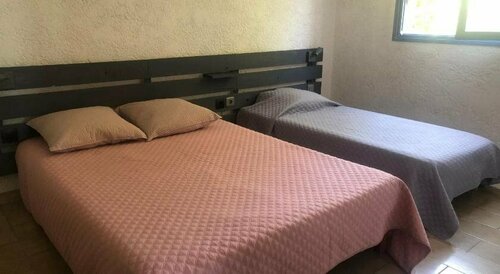 Гостиница Residence U Latonu location villas de 2 - 3 et 4 Chambres - à 600 mètres de la Plage De Palombaggia в Порто-Веккио