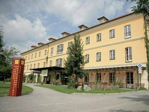 Гостиница Jufa Hotel Fürstenfeld в Штирии