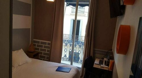 Гостиница Hôtel Confort в Безье