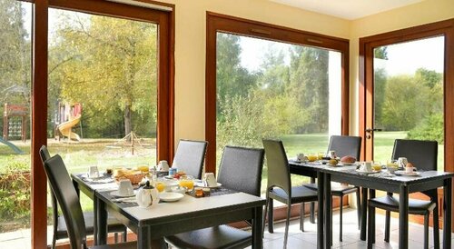 Гостиница Le Relais de Pouilly в Коне-Куре-сюре-Луаре