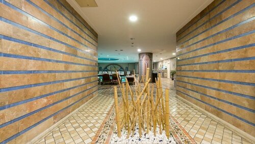 Гостиница Akar International Hotel в Енимахалле