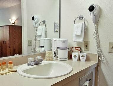 Гостиница Quality Inn & Suites Clackamas Portland в Лейк Освего
