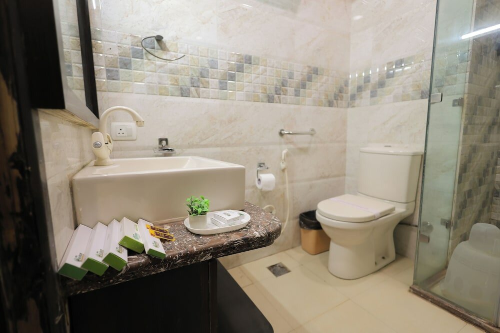 Фото Hotel Krishnam
