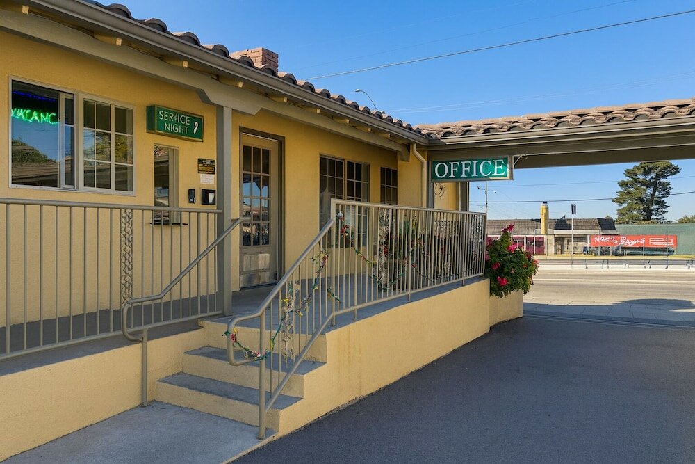 Фото El Castell Motel