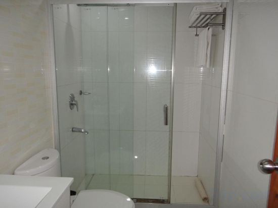 Фото Diamond Suites and Residences