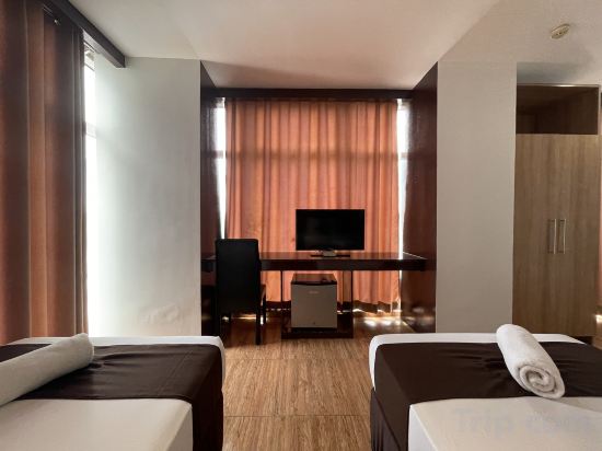 Фото Cebu Capitol Central Hotel & Suites powered by Cocotel