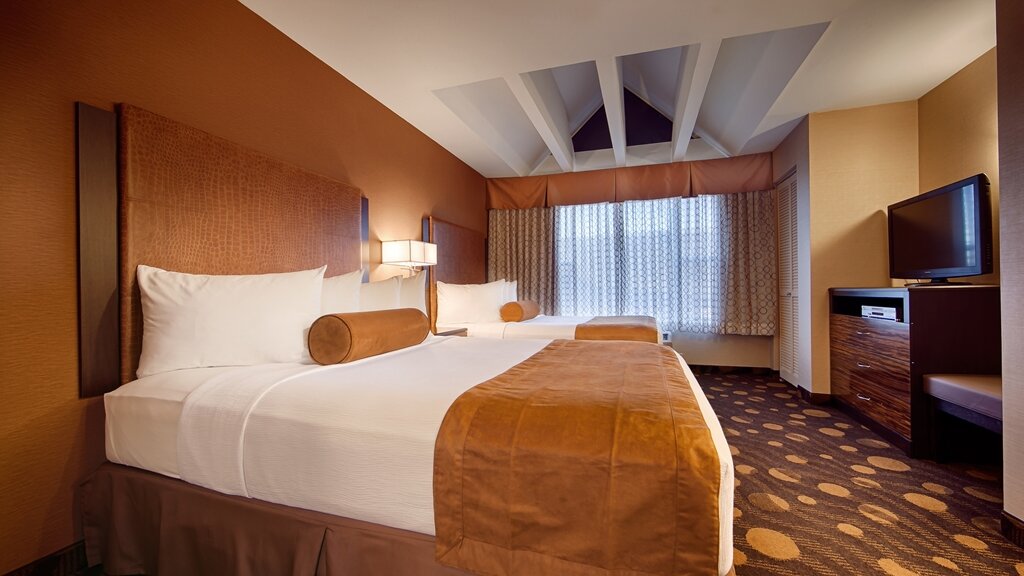 Фото Best Western Plus Suites Hotel Coronado Island