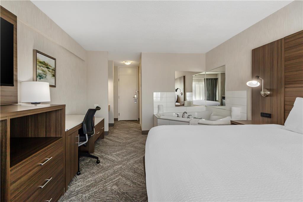 Фото Best Western Cedar Park Inn