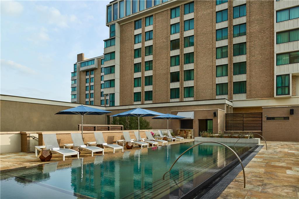 Фото The Highland Dallas, Curio Collection by Hilton