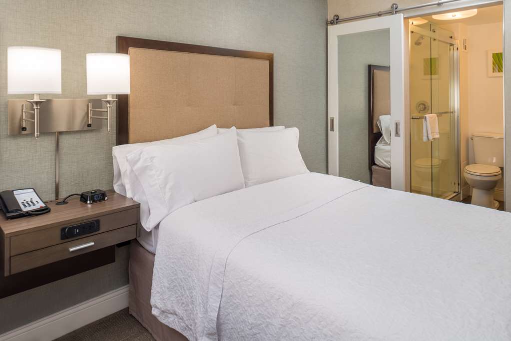 Фото Hampton Inn Los Angeles West Covina