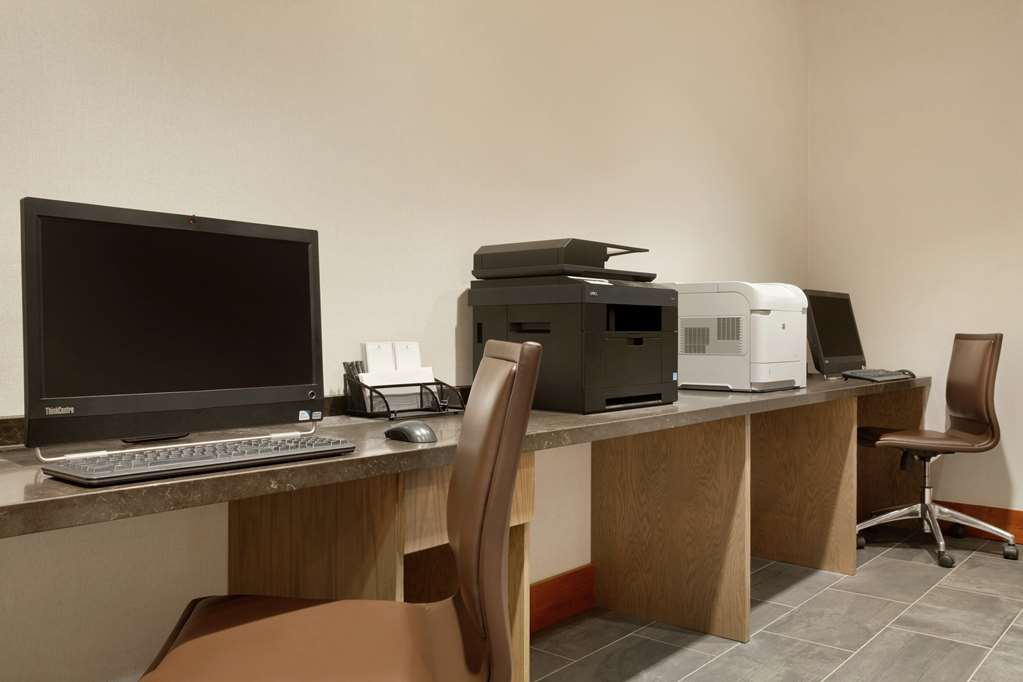 Фото Embassy Suites by Hilton Denver International Airport