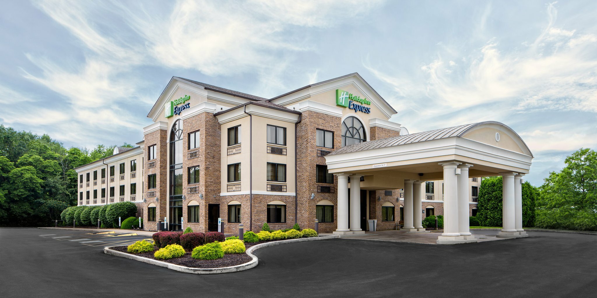 Фото Holiday Inn Express Grove City, an Ihg Hotel
