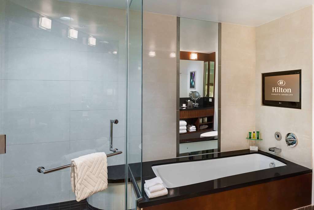 Фото Hilton Charlotte Uptown