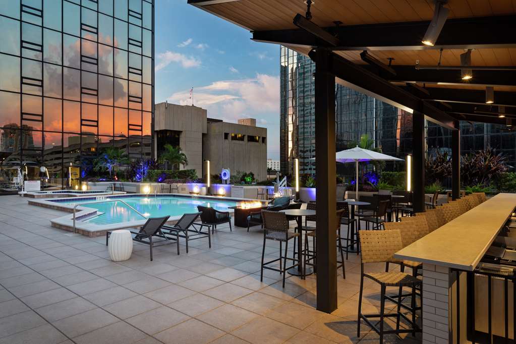 Фото Hilton Tampa Downtown