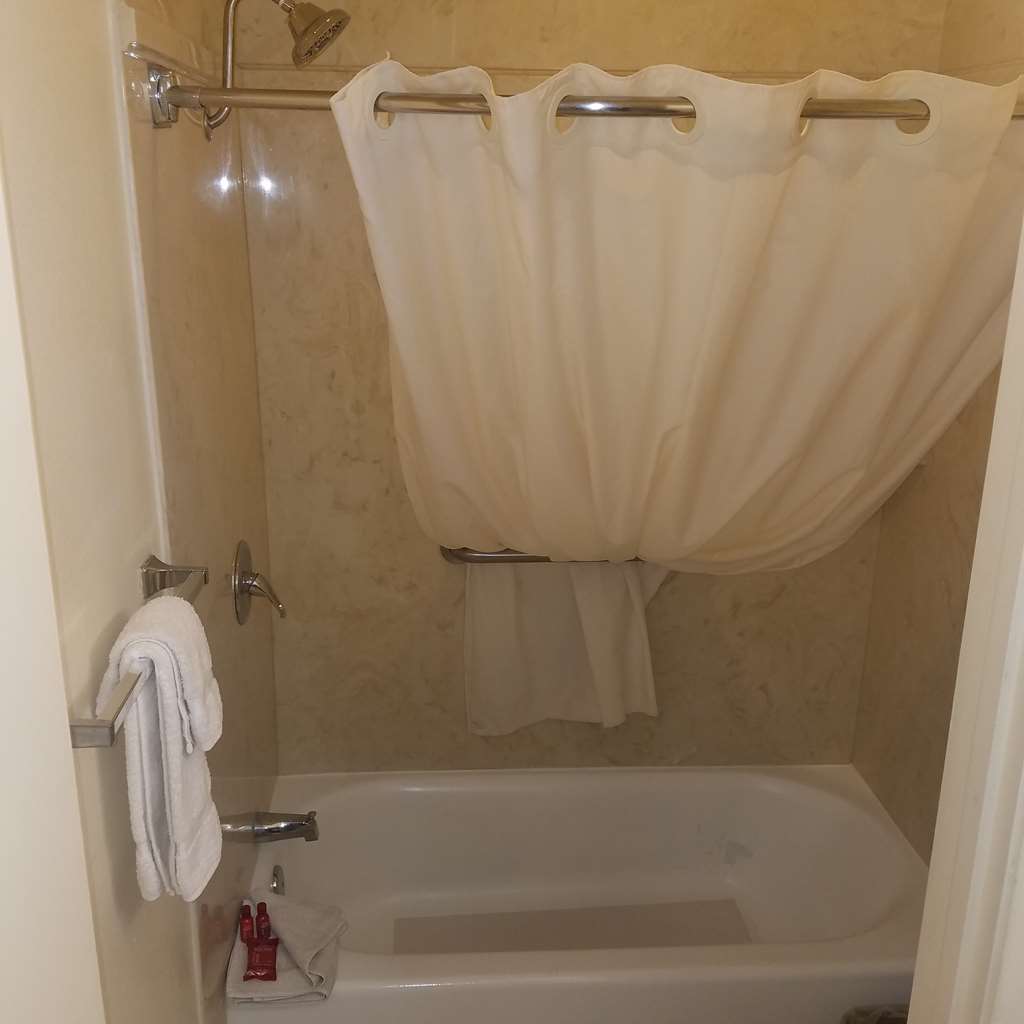 Фото SureStay Hotel by Best Western Hollister