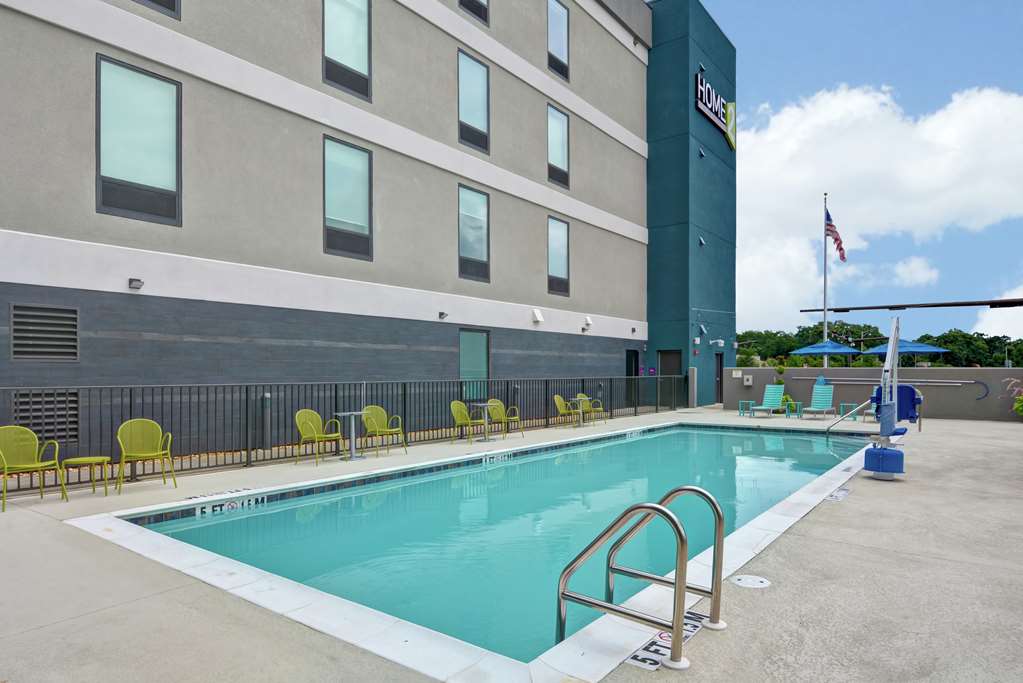 Фото Home2 Suites by Hilton Pensacola I-10 at North Davis Hwy