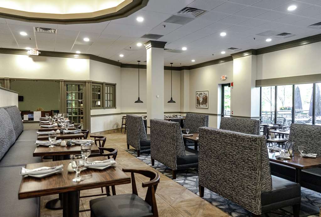 Фото DoubleTree by Hilton Nashua