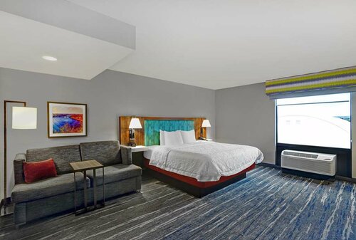 Гостиница Hampton Inn Utica в Ютике