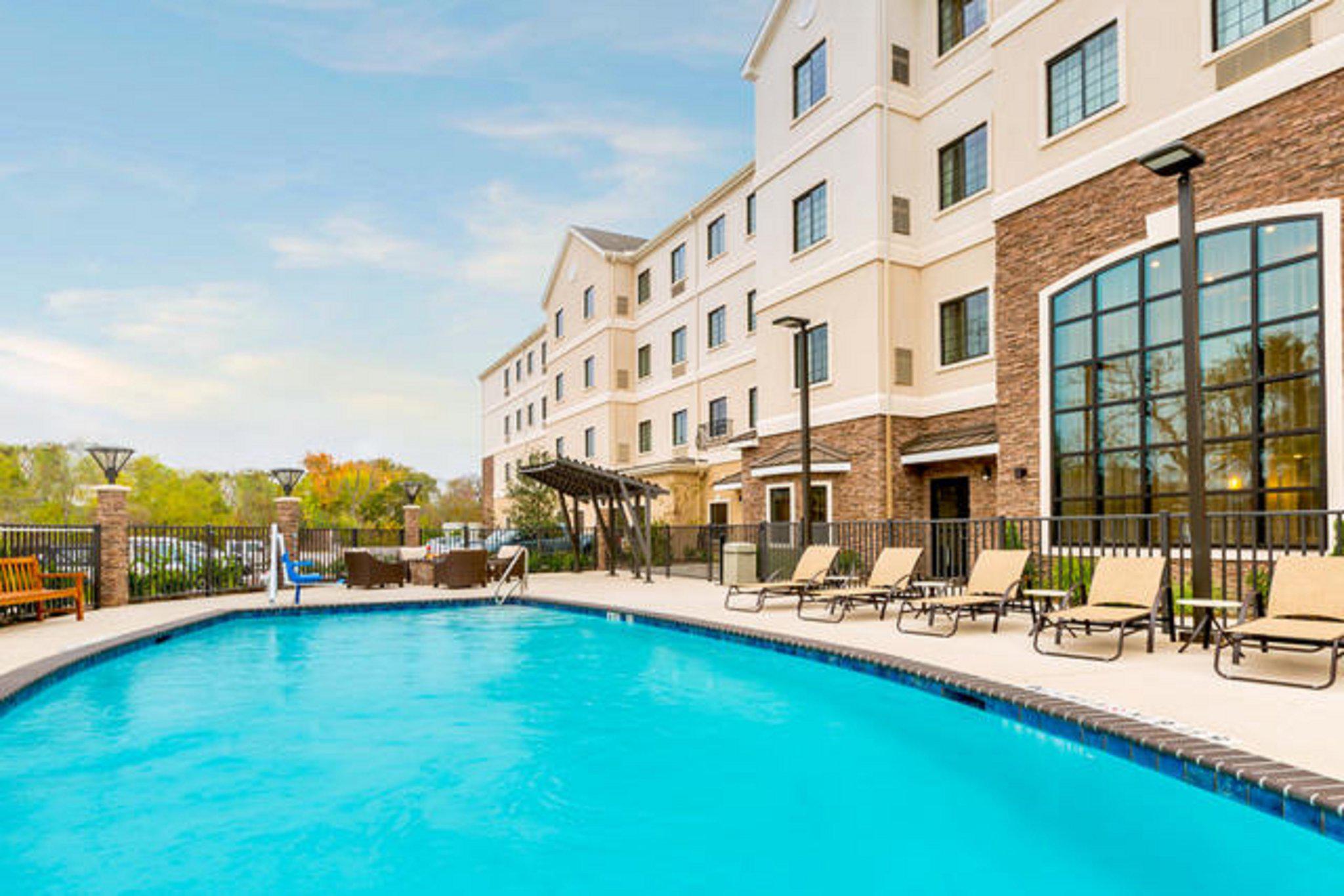 Фото Staybridge Suites College Station, an Ihg Hotel
