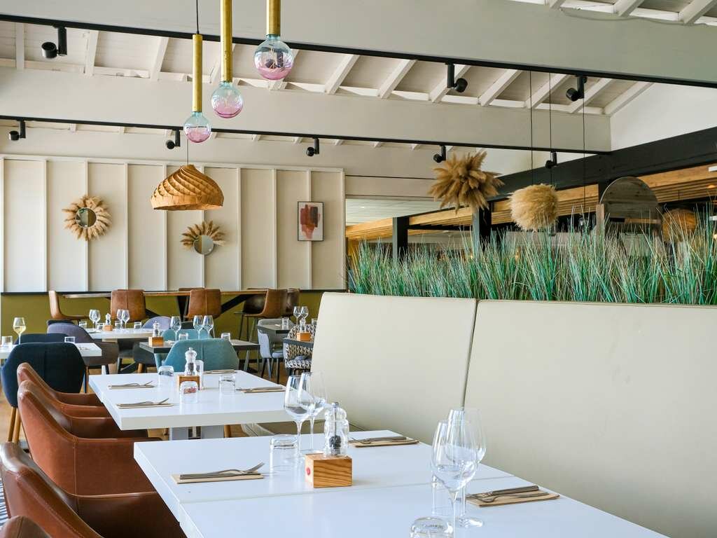 Фото Novotel Narbonne Sud