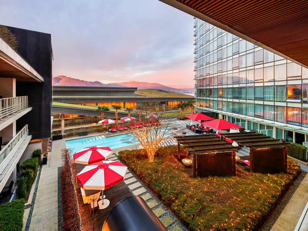 Фото Fairmont Pacific Rim