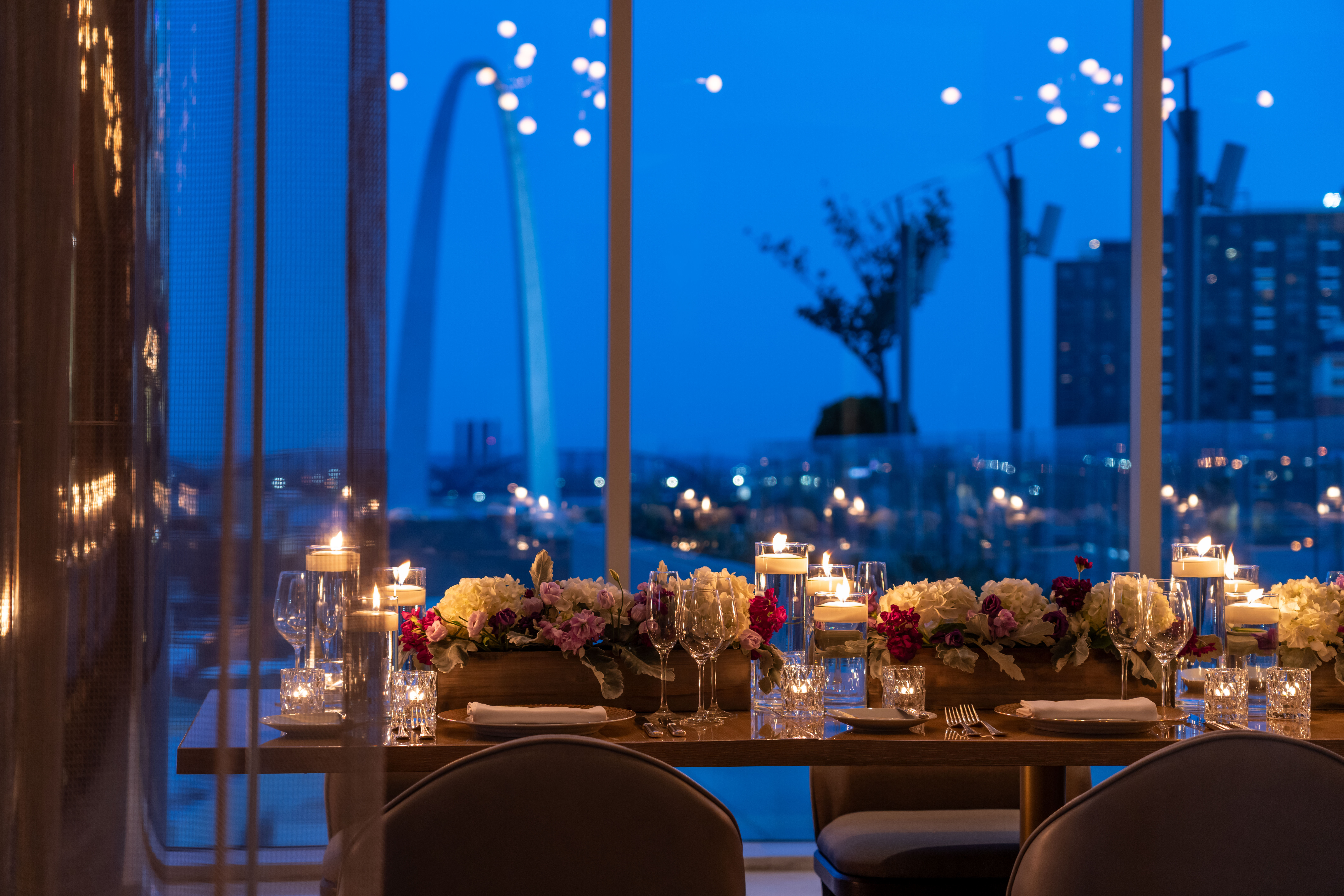 Фото Four Seasons Hotel St Louis