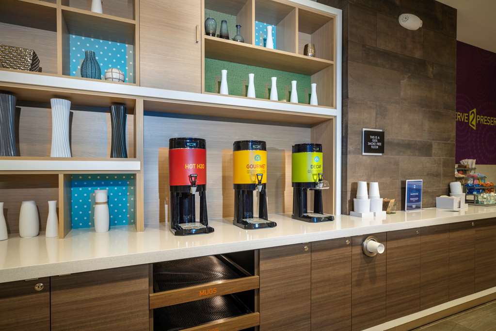 Фото Home2 Suites by Hilton Minneapolis Mall of America