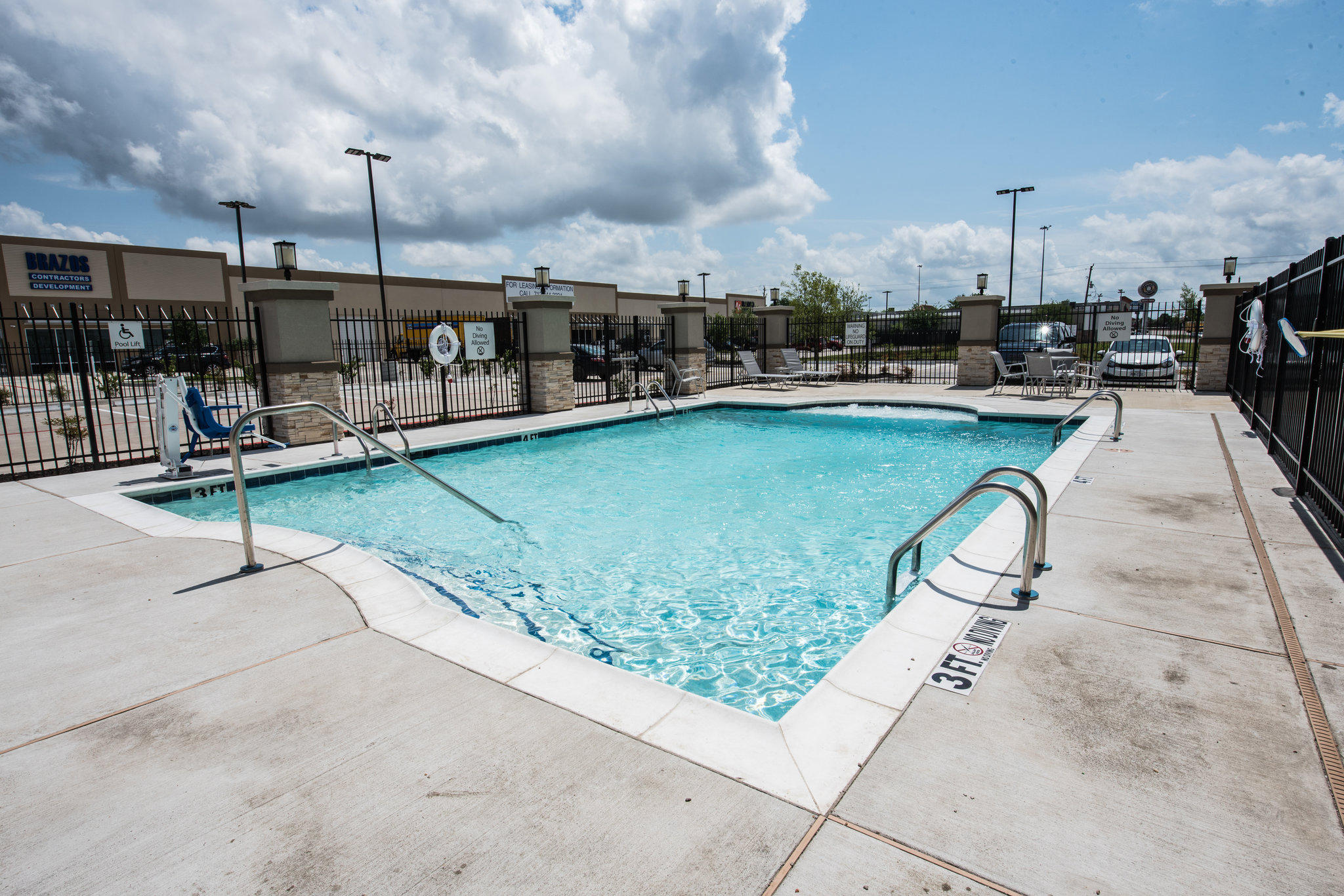 Фото Holiday Inn Express & Suites Houston - Hobby Airport Area, an Ihg Hotel