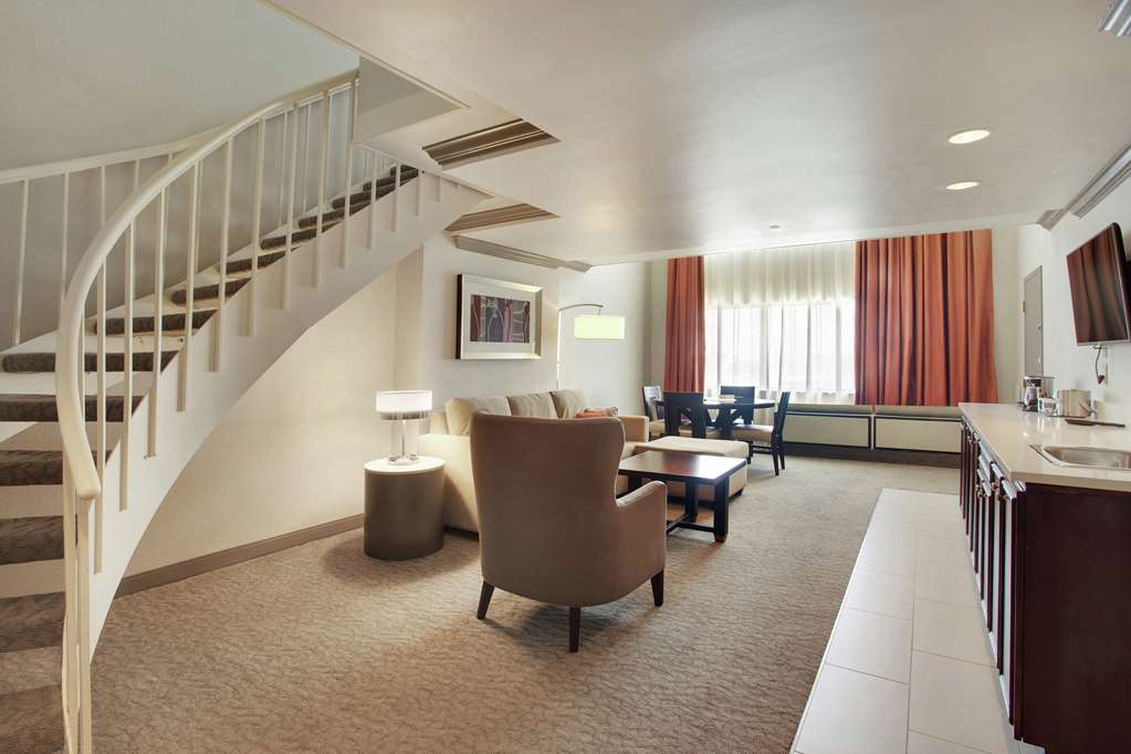 Фото DoubleTree by Hilton Little Rock