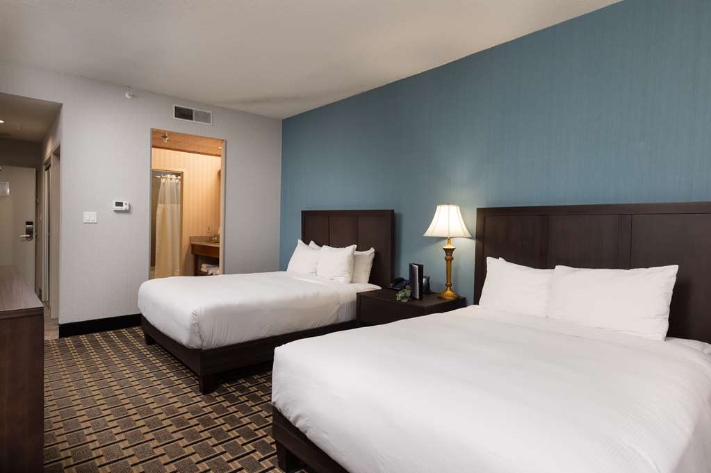 Фото Inn at the Colonnade Baltimore - a DoubleTree by Hilton