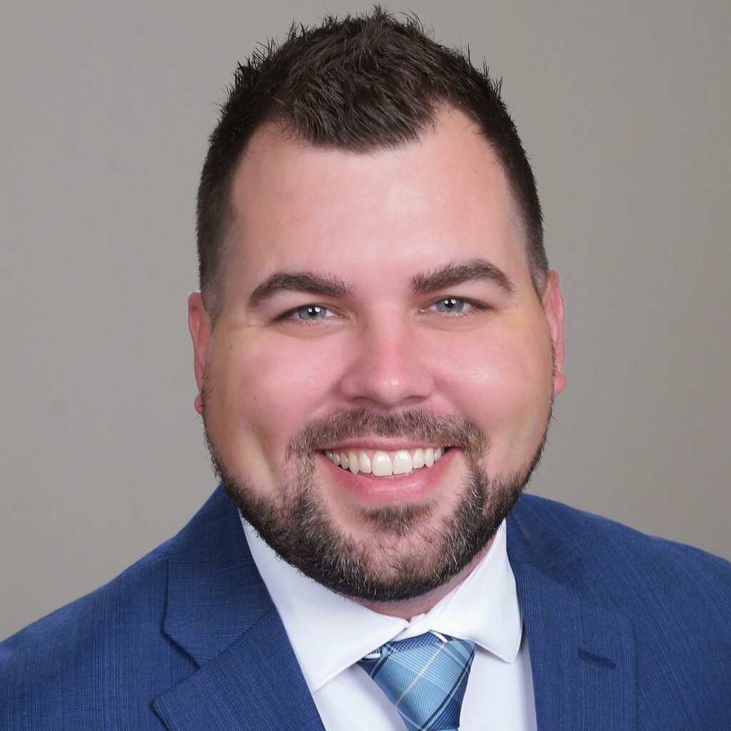 Edward Jones - Financial Advisor: Wade Hollis Jr, investment company ...