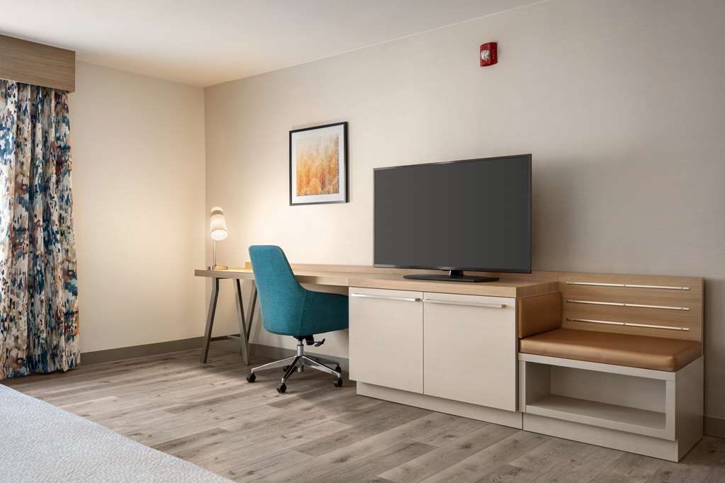Фото Hilton Garden Inn Fort Collins