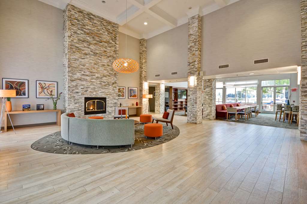 Фото Homewood Suites by Hilton Oakland Waterfront