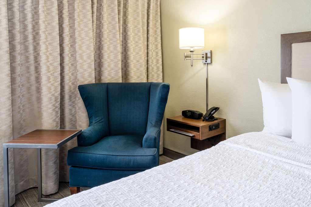Фото Hilton Garden Inn Irvine East/Lake Forest