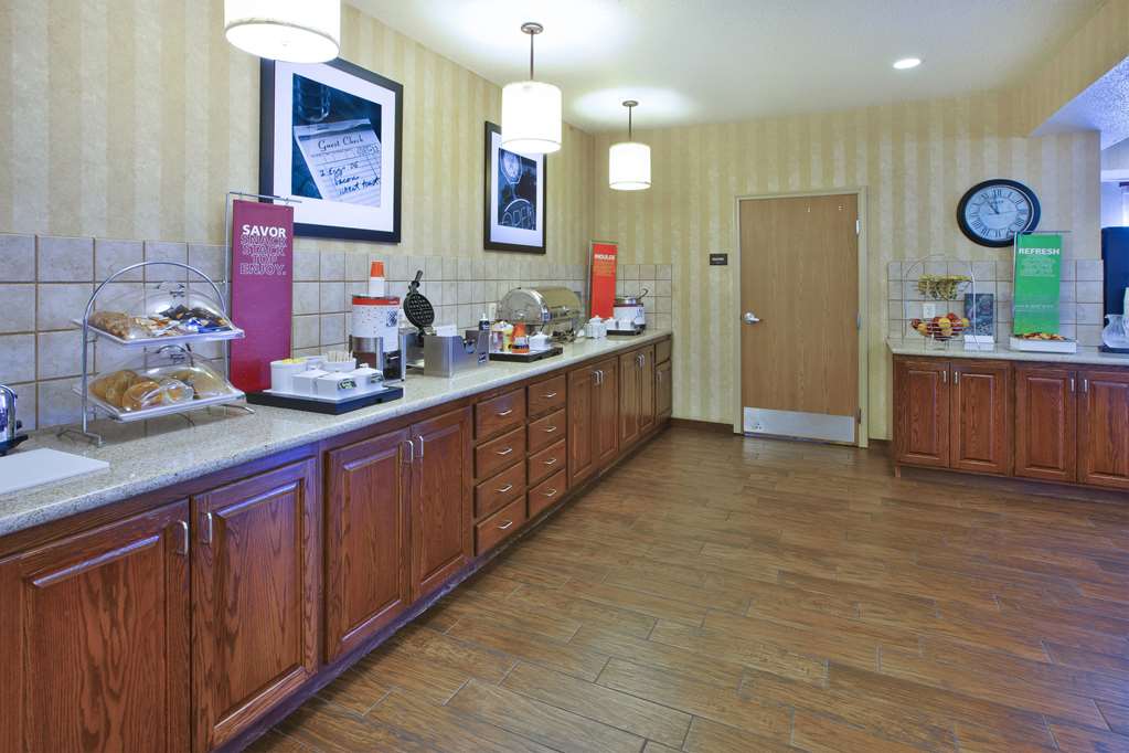 Фото Hampton Inn Pittsburgh Area Beaver Valley CenterTownship