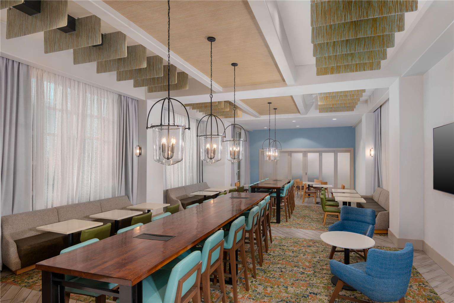 Фото Hampton Inn & Suites Tampa Airport Avion Park Westshore