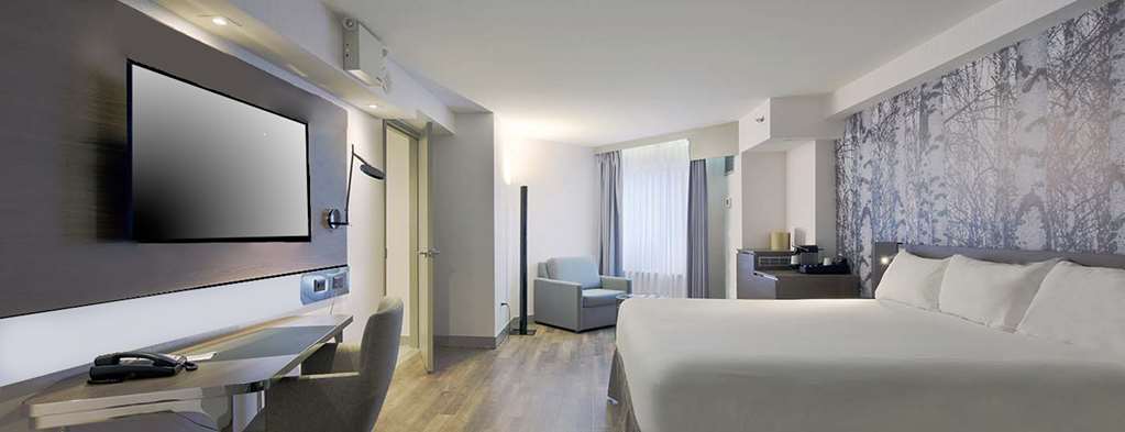Фото DoubleTree by Hilton Ottawa Downtown