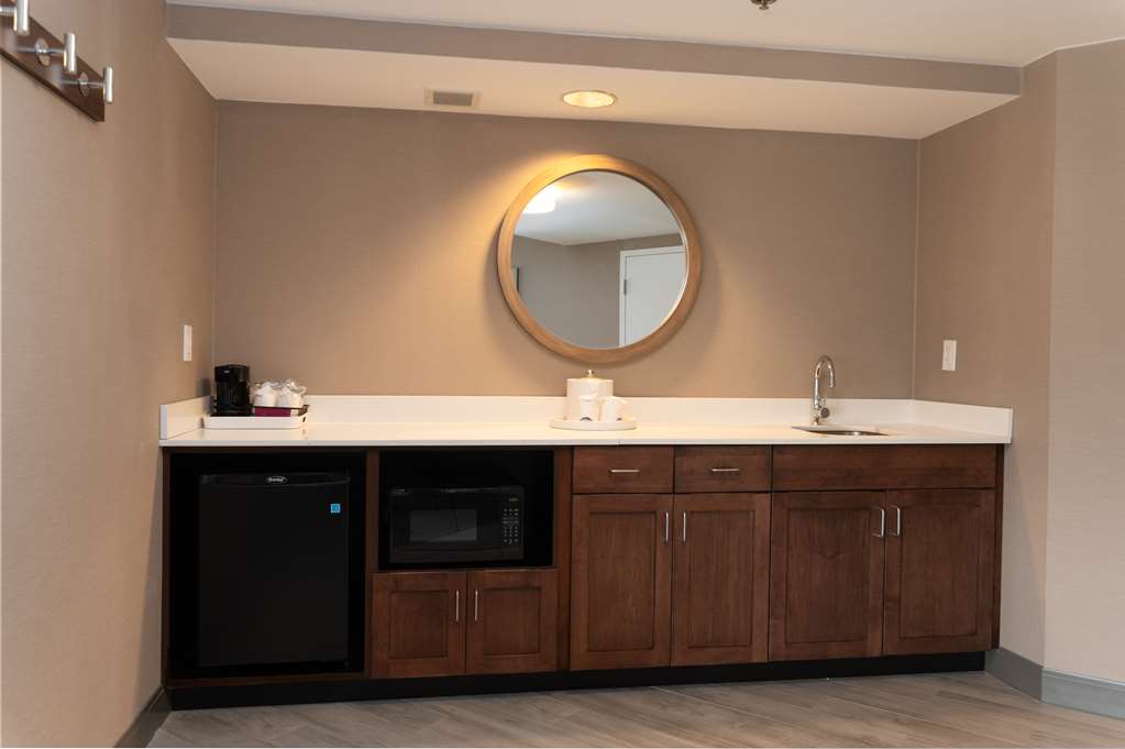 Фото Hampton Inn & Suites Arlington Crystal City Dca