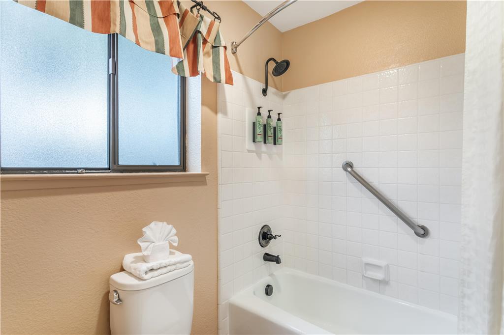 Фото Best Western Rose Garden Inn