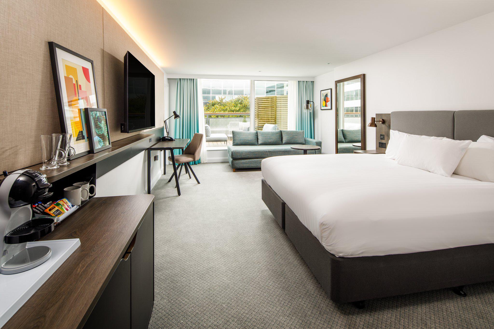 Фото Holiday Inn Milton Keynes - Central, an Ihg Hotel