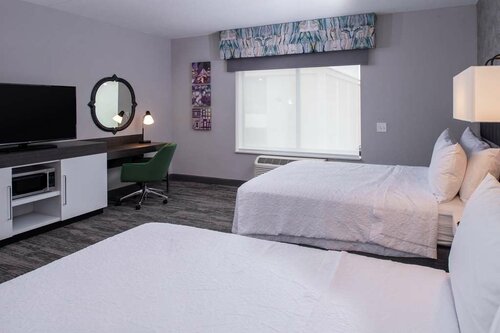 Гостиница Hampton Inn & Suites Winston-Salem Downtown в Уинстон-Сейлеме