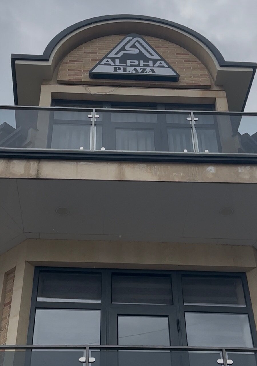 Фото Alpha Plaza