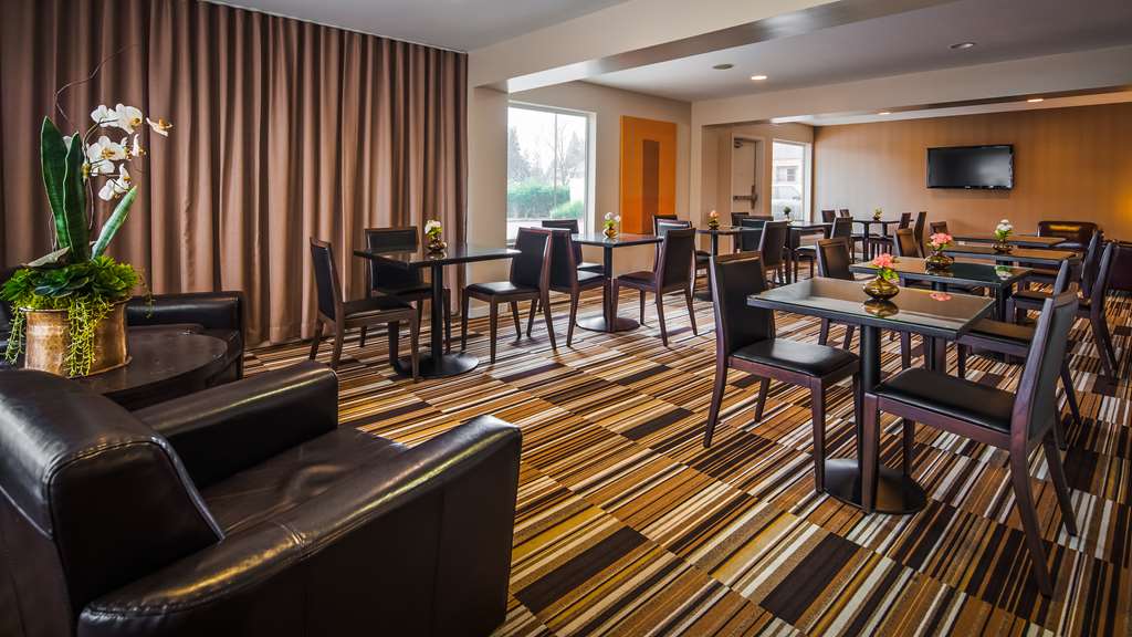 Фото Best Western Plus Rancho Cordova Inn