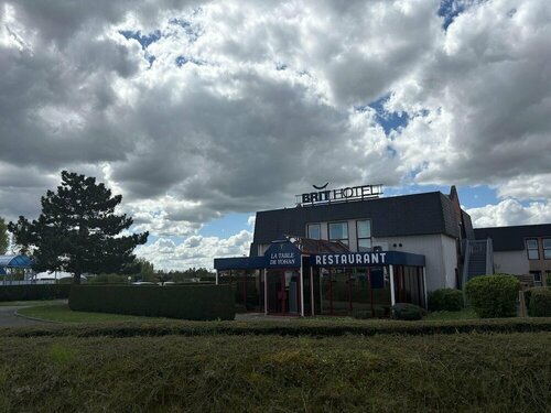Гостиница Brit Hotel Ariès, Argentan в Аржентане