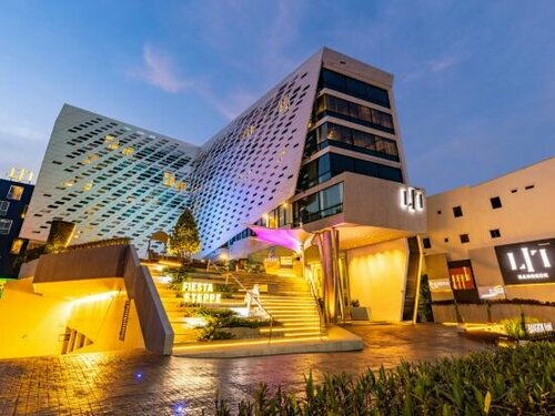 Lit Bangkok Hotel